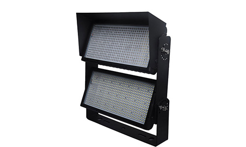 ما هي خصائص ومزايا كشاف LED الخالي من الوهج